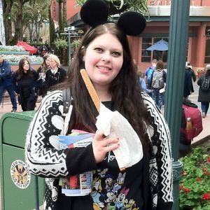 Meet your Posher, Alicia